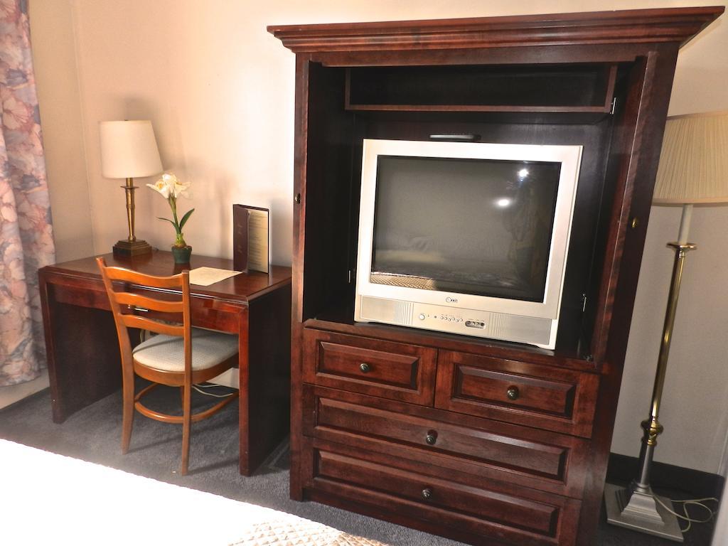 L'Auberge De L'Aeroport Inn Dorval Oda fotoğraf