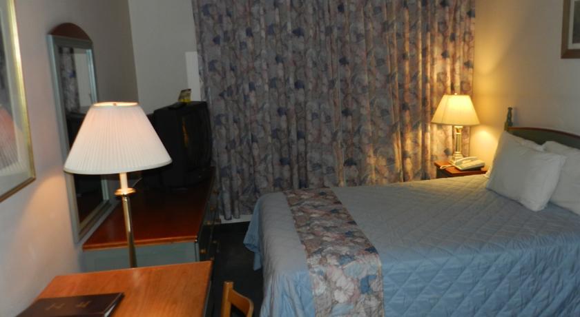 L'Auberge De L'Aeroport Inn Dorval Oda fotoğraf